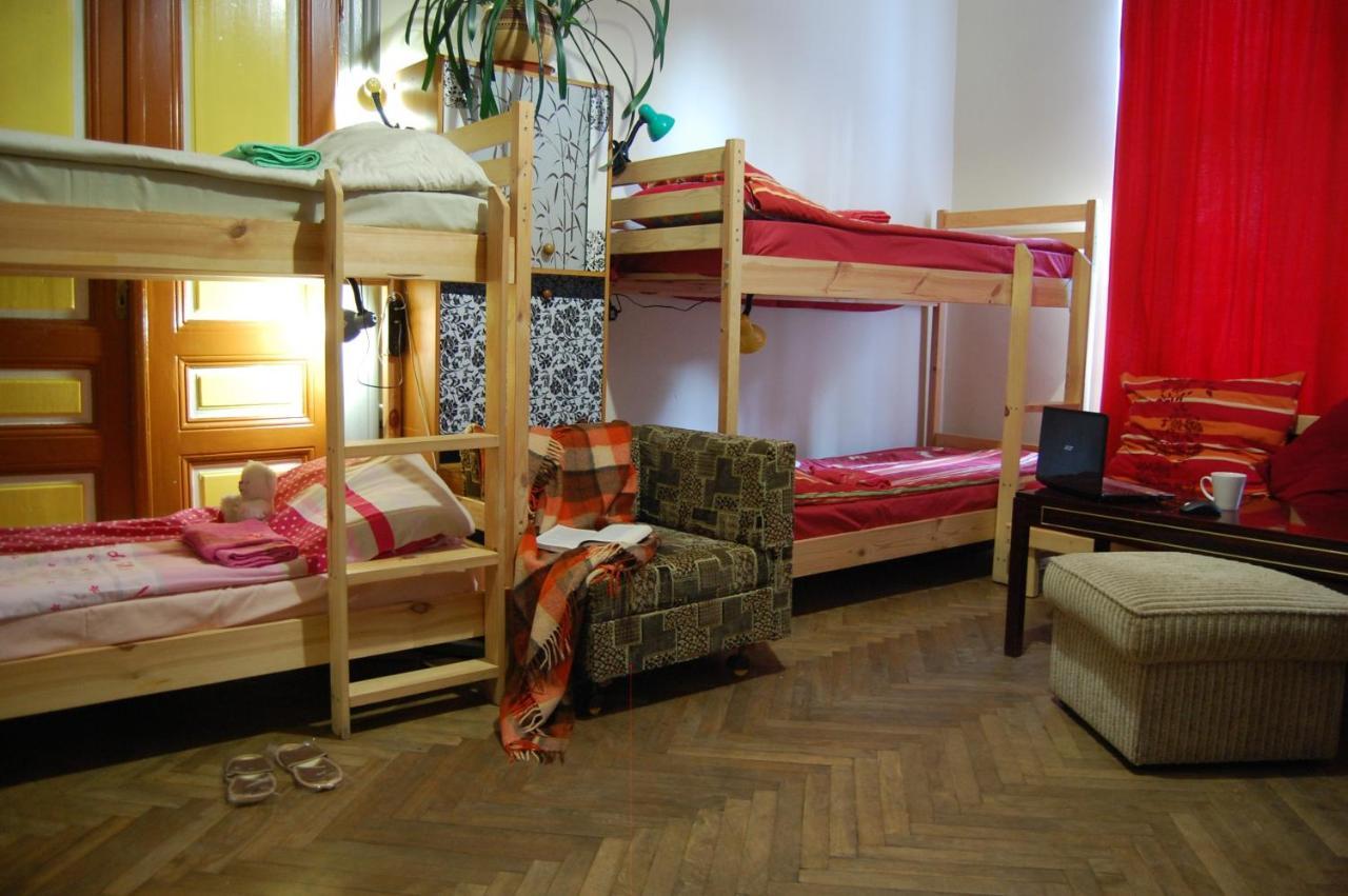 לבוב Hostel Drive מראה חיצוני תמונה